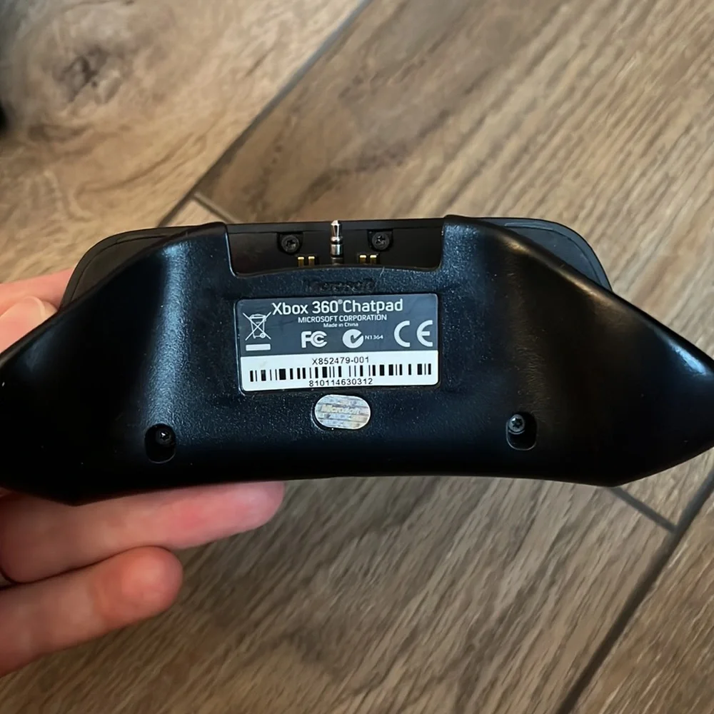 Xbox 360 controller chat pad